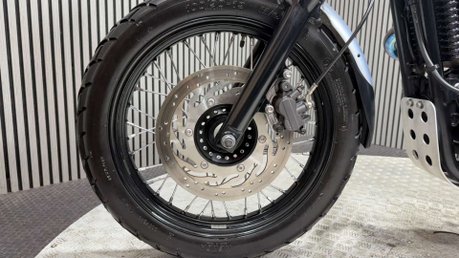 Triumph Scrambler 2014 ONLY 11K EXCELLENT CONDITION LONG MOT WARRANTY 23
