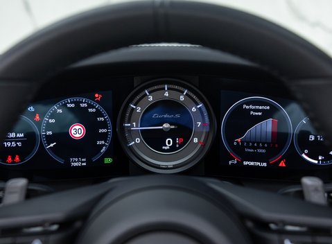 Porsche 911 Turbo S Cabriolet (992) 27