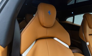 Ferrari Purosangue 15