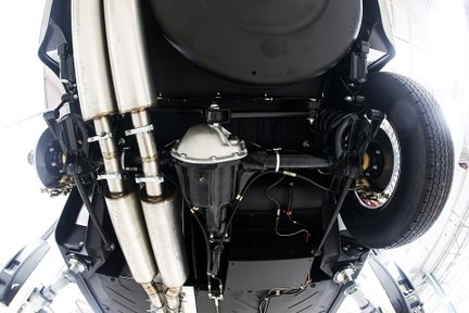 Aston Martin DB6 4.2 Vantage 76