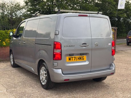Vauxhall Vivaro 1.5 Vivaro 2700 Sportive S/S 7