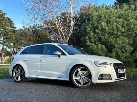 Audi S3 2.0 TFSI Sportback S Tronic quattro Euro 6 (s/s) 5dr 1