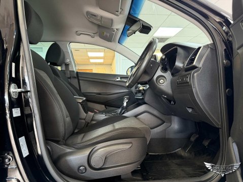 Hyundai TUCSON 1.6 CRDi MHEV SE Nav Euro 6 (s/s) 5dr 60