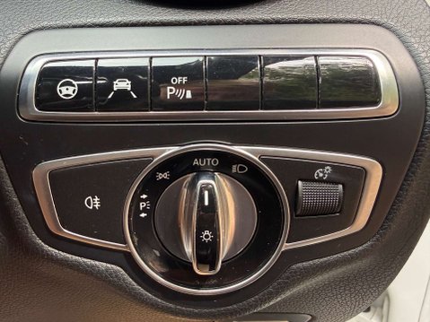 Mercedes-Benz C Class 2.1 C 220 AMG Line Premium+ D Auto 2dr 48
