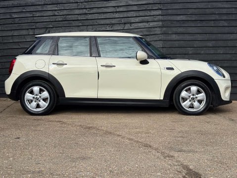 Mini Hatch 1.5 Cooper Classic 5dr 31