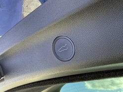 Tesla Model Y (Dual Motor) Long Range SUV 5dr Electric Auto 4WDE (384 bhp) 23