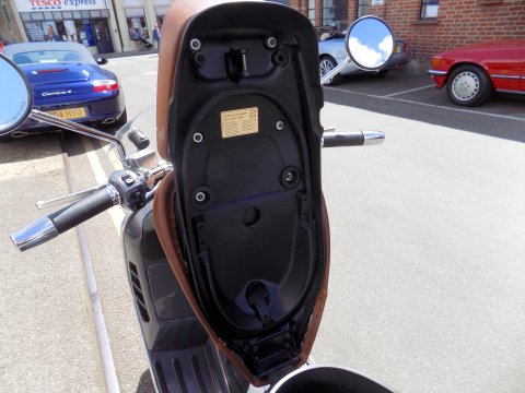 Piaggio Vespa GTV 125 16