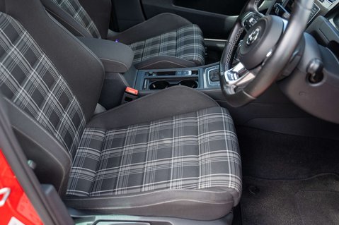 Volkswagen Golf 2.0 Golf GTD Semi-Auto 5dr 15
