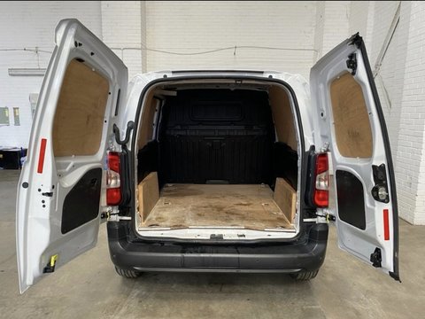 Peugeot Partner BLUEHDI PROFESSIONAL PREMIUM PLUS L1 7