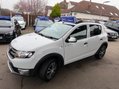 Dacia Sandero Stepway 1.5 dCi Laureate Euro 5 5dr 4
