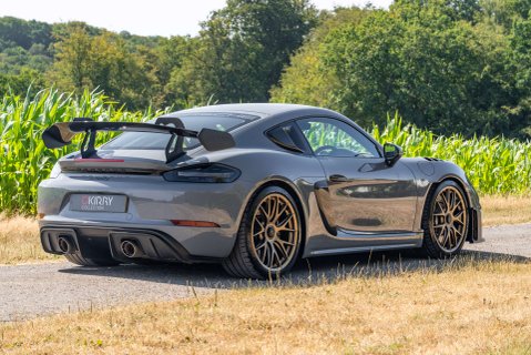 Porsche 718 Cayman GT4 RS 5