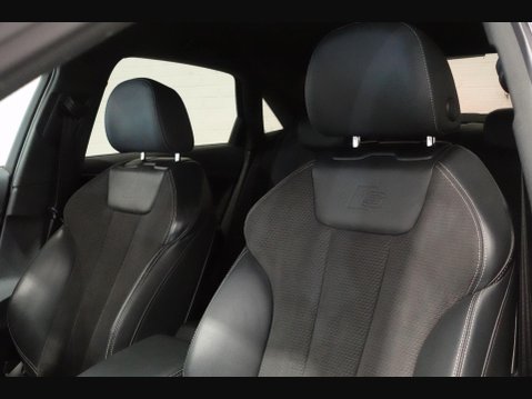 Audi A4 2.0 TFSI 40 Black Edition S Tronic Euro 6 (s/s) 4dr 35