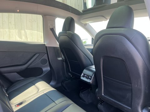 Tesla Model Y (Dual Motor) Long Range SUV 5dr Electric Auto 4WDE (384 bhp) 12