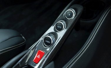 Ferrari F8 Tributo 16