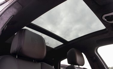 Porsche Macan Turbo 15
