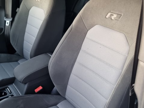 Volkswagen Golf R LINE EDITION TDI BLUEMOTION TECHNOLOGY 38