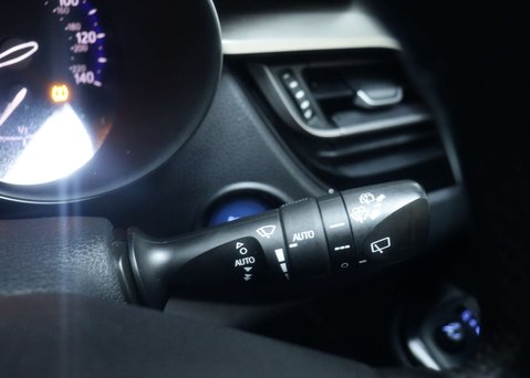 Toyota C-HR 1.8 C-HR Excel HEV CVT 5dr 37