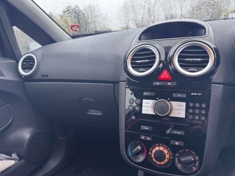 Vauxhall Corsa 1.4 Corsa SRI 3dr 23