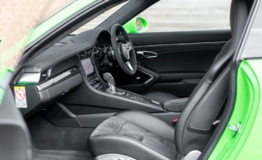 Porsche 911 (991.2) Turbo S 15