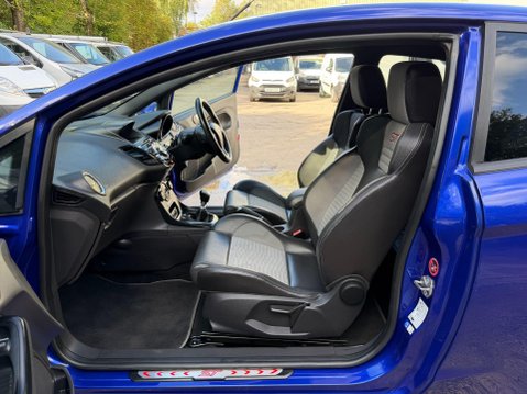 Ford Fiesta 1.6T EcoBoost ST-3 Hatchback 3dr Petrol Manual Euro 5 (s/s) (182 ps) 51