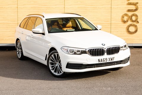 BMW 5 Series 520D XDRIVE SE TOURING 1