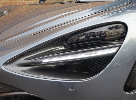 McLaren 720S Luxury 17