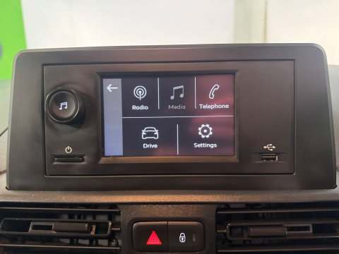 Vauxhall Combo Combo-e 2300 Dynamic SWB 22