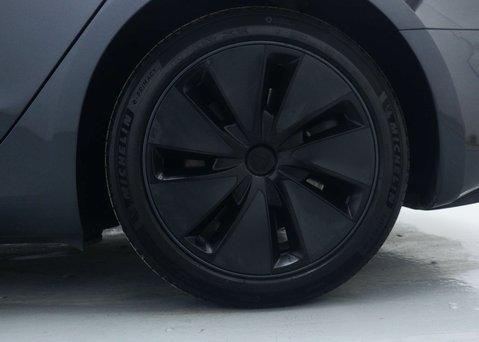 Tesla Model 3 (Dual Motor) Long Range Saloon 4dr Electric Auto 4WDE (306 ps) 18