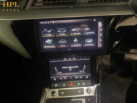 Audi E-Tron 50 Technik SUV 5dr Electric Auto quattro 71.2kWh (313 ps) Alloys - Air Con 17