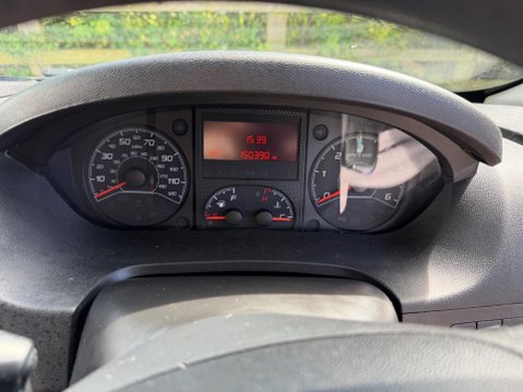 Peugeot Boxer 2.0 BlueHDi 335 Built for Business Low Floor Luton 4dr Diesel Manual L3 Eur 17