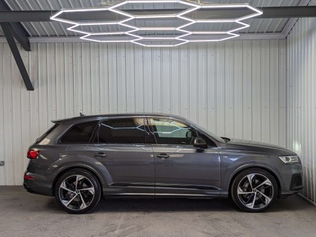 Audi Q7 3.0 Q7 Black Edition 55 TFSI MHEV Quattro Auto 4WD 5dr 12