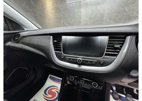 Vauxhall Grandland X 1.5 Turbo D BlueInjection Elite Nav SUV 5dr Diesel Manual Euro 6 (s/s) (130 64