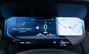 Land Rover Range Rover P460e Autobiography LWB 22