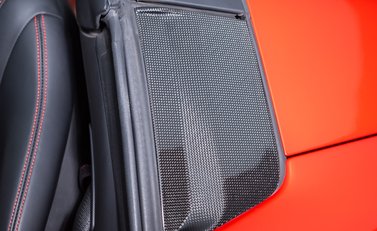 Ferrari 488 SPIDER 35