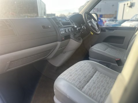 Volkswagen Transporter T28 TDI P/V T5.1 IDEAL CAMPER FSH CAPTAINS CHAIRS,CARPETED, EHU 11