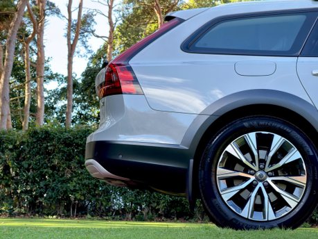 Volvo V90 B4 CROSS COUNTRY PLUS AWD 24