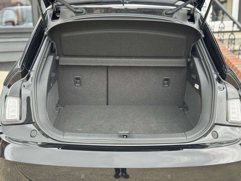 Audi A1 1.4 TFSI S line Sportback Euro 6 (s/s) 5dr (Nav) 11