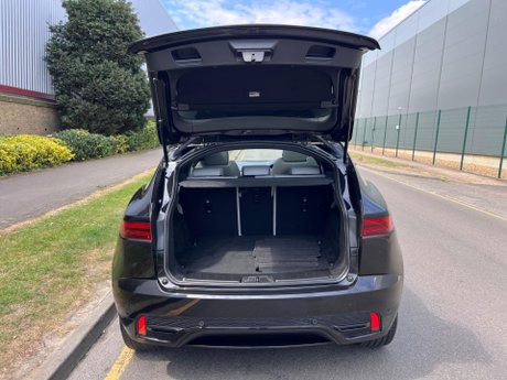 Jaguar E-Pace 2.0 D204 MHEV R-Dynamic Black Auto AWD Euro 6 (s/s) 5dr 38