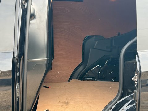 Ford Transit Courier SPORT TDCI 38