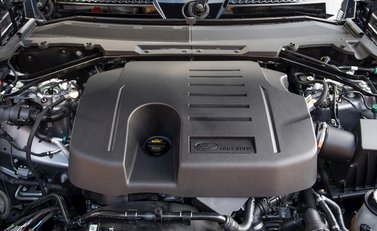 Land Rover Defender 110 X P400 38