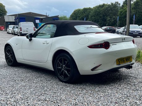 Mazda MX-5 1.5 MX-5 Sport 2dr 9