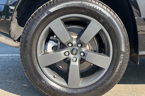 Land Rover Defender 90 D300 Hard Top X-Dynamic HSE - Air Suspension 34