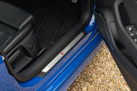 Audi RS3 2.5 TFSI Audi Sport Edition S Tronic quattro Euro 6 (s/s) 4dr 42