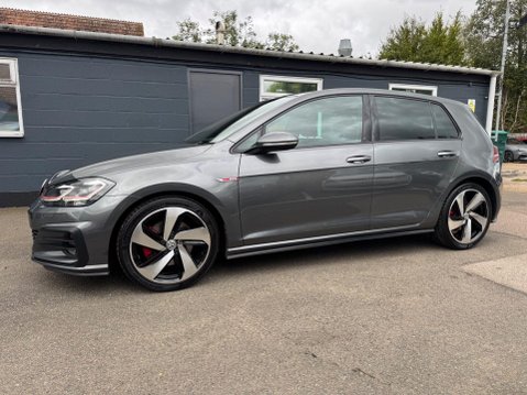 Volkswagen Golf GTI TSI DSG 16