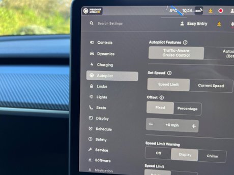 Tesla Model Y (Dual Motor) Long Range Auto 4WDE 5dr 52