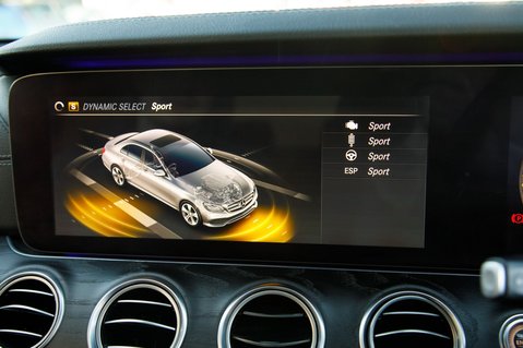 Mercedes-Benz E Class E 400 D 4MATIC AMG LINE PREMIUM PLUS 31