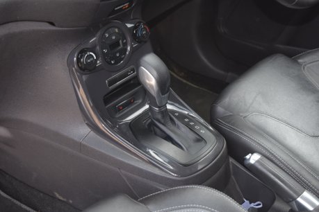 Ford Fiesta Titanium X Auto 11