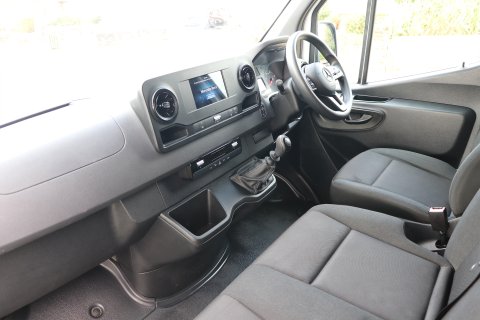 Mercedes-Benz Sprinter 2.0 CDI PremiumFWD L2 H2 150 ps 14