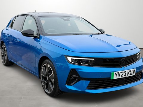 Vauxhall Astra 115kW Ultimate 54kWh 5dr Auto 1