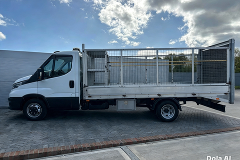 Iveco Daily 35C14 Beavertail Lawnmower Body - Large Ramp - Removable Cages 8